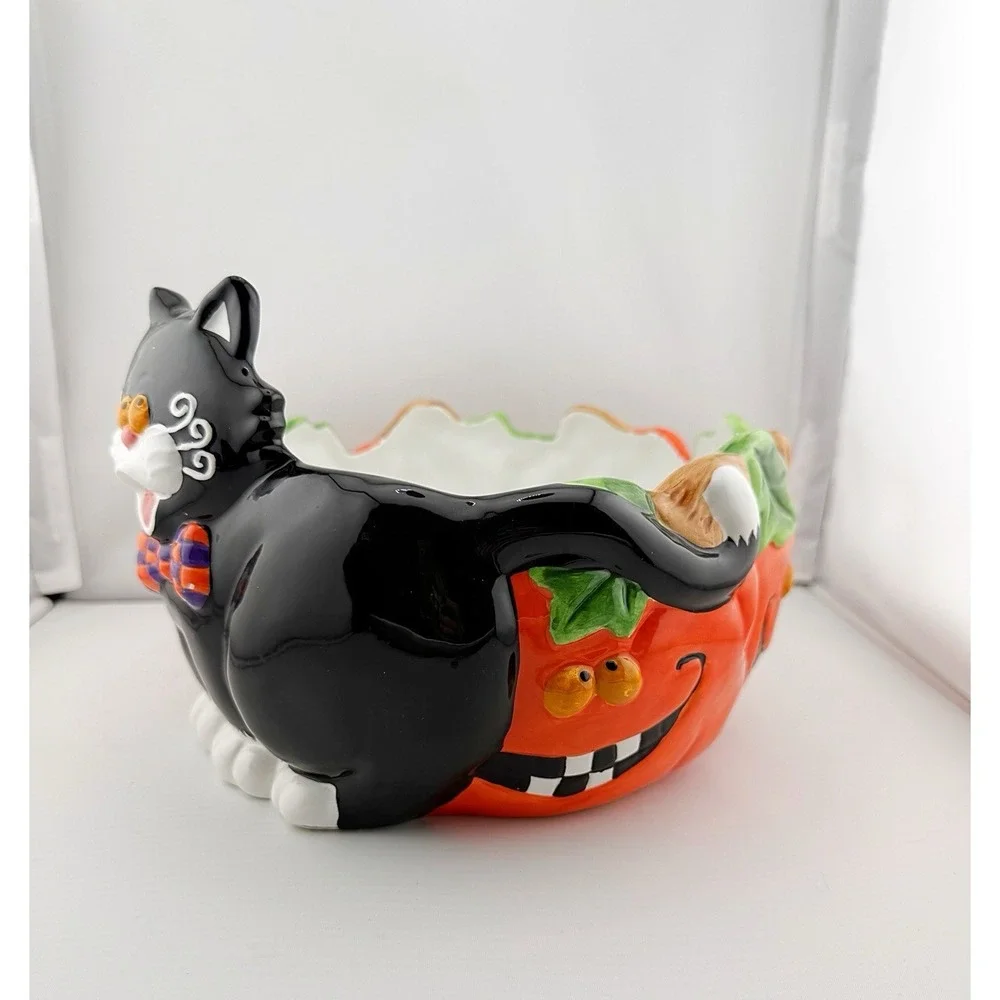 Our Holiday Way 2020 Cat & Pumpkin Decorative 32 Oz Ceramic Bowl